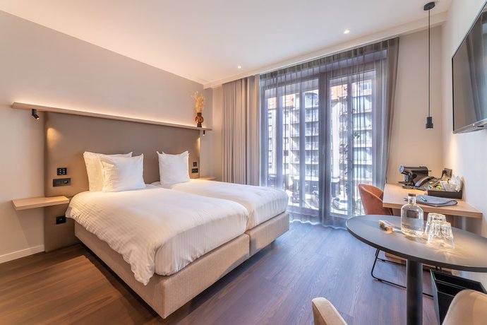 Imagen de la habitación del Hotel The CORNR. Foto 19