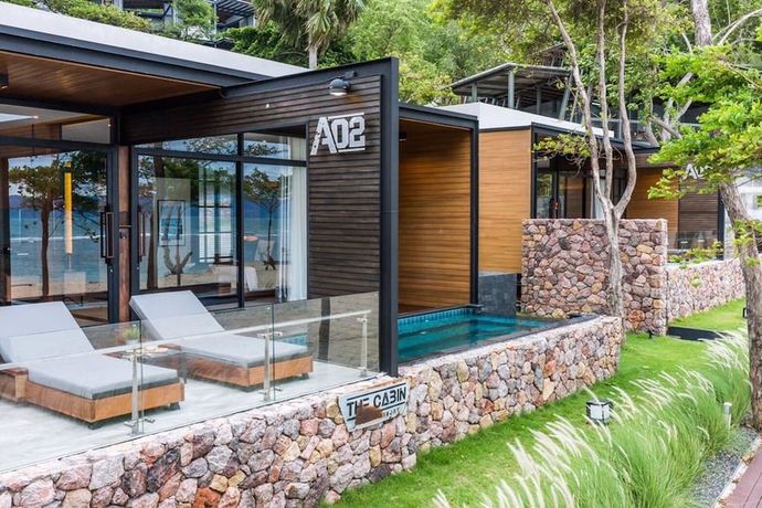 Imagen de la habitación del Hotel The Cabin Beach Resort. Foto 13