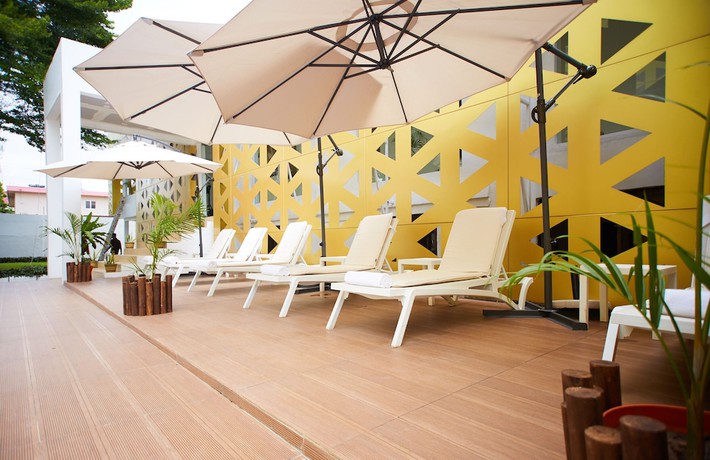 Imagen de la piscina del Hotel The Cabin. Foto 18