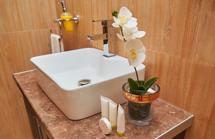 Imagen de la habitación del Hotel The Cabin. Foto 2