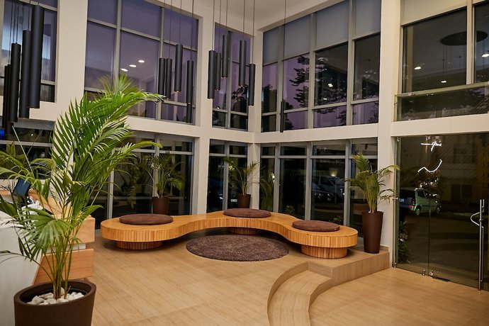 Imagen de los interiores del Hotel The Cabin. Foto 17