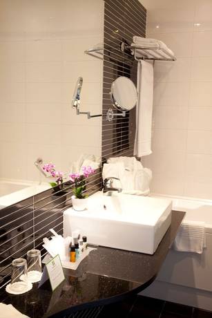 Imagen de la habitación del Hotel The Caesar Roma. Foto 7