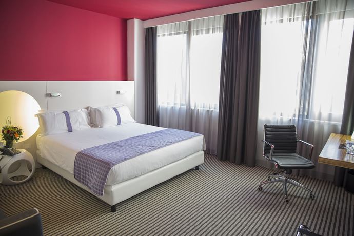 Imagen de la habitación del Hotel The Caesar Roma. Foto 8