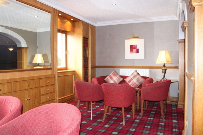Imagen del bar/restaurante del Hotel The Cairn, Bathgate. Foto 2