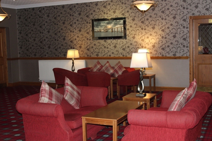 Imagen del bar/restaurante del Hotel The Cairn, Bathgate. Foto 3
