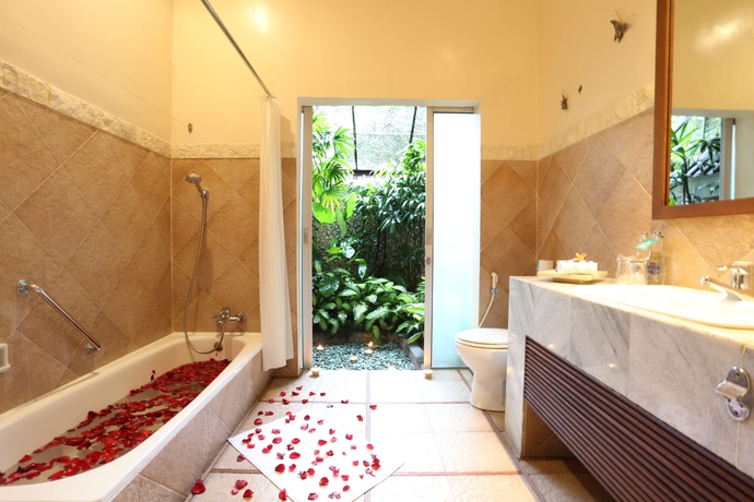 Imagen de la habitación del Hotel The Cakra. Foto 7