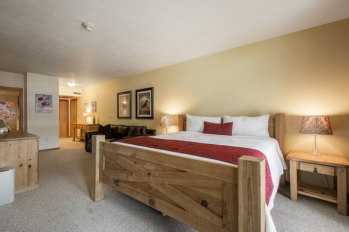 Imagen de la habitación del Hotel The Caledonian By All Seasons Resort Lodging. Foto 13