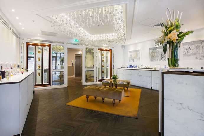 Imagen de los interiores del Hotel The Caledonian Edinburgh, Curio Collection by Hilton. Foto 12