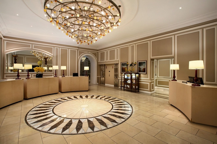 Imagen de los interiores del Hotel The Caledonian Edinburgh, Curio Collection by Hilton. Foto 13