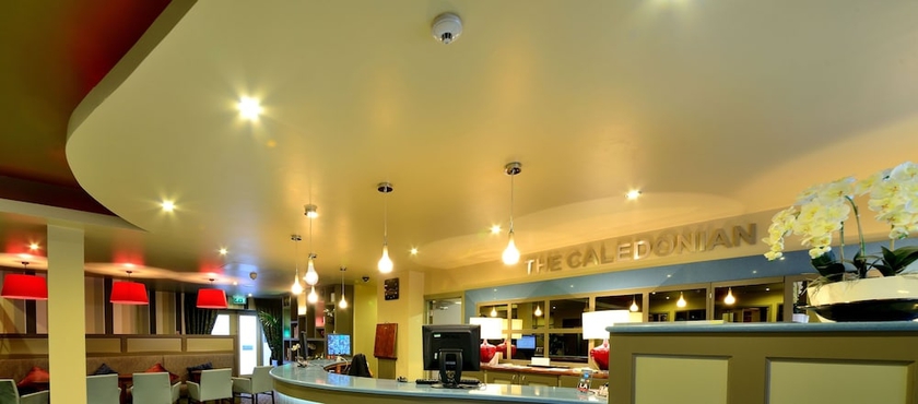 Imagen de los interiores del Hotel The Caledonian, Newcastle Upon Tyne. Foto 19