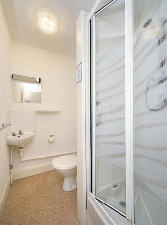 Imagen de la habitación del Hotel The Caledonian Torbay. Foto 17