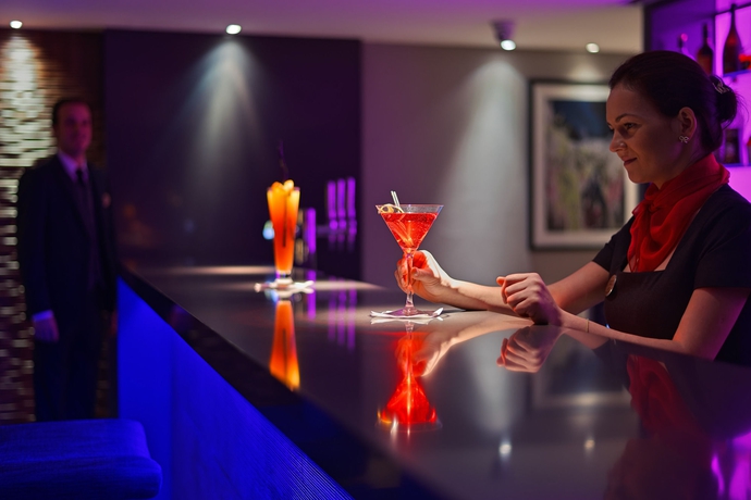 Imagen de los interiores del Hotel The Caleta Health, Beauty and Conference Centre. Foto 11