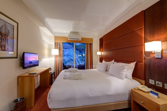 Imagen de la habitación del Hotel The Caleta Health, Beauty and Conference Centre. Foto 7