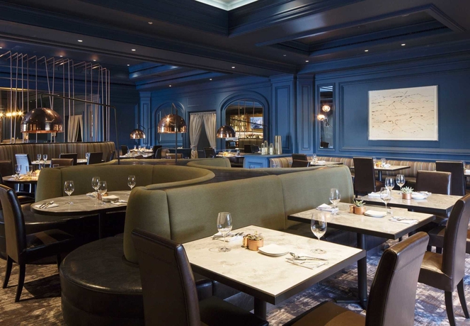 Imagen del bar/restaurante del Hotel The Camby, Autograph Collection. Foto 2