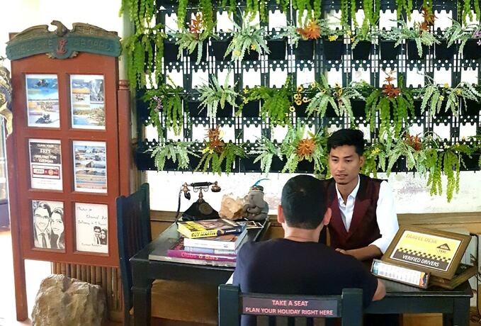 Imagen general del Hotel The Camelot Beach Resort. Foto 4