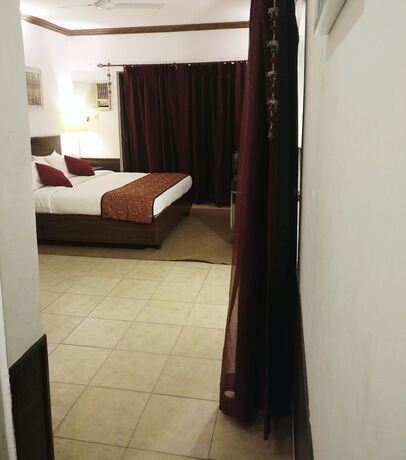 Imagen general del Hotel The Camelot Beach Resort. Foto 14