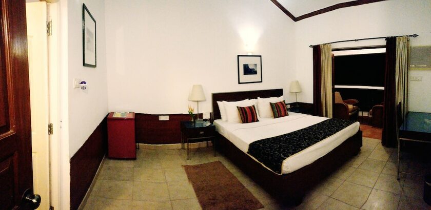 Imagen de la habitación del Hotel The Camelot Beach Resort. Foto 18