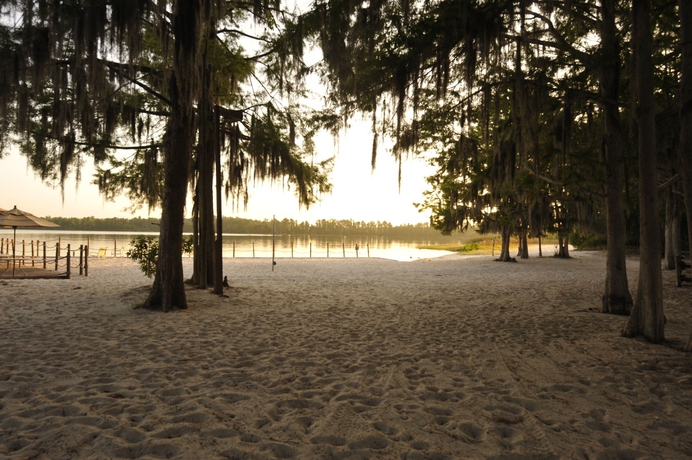 Imagen de los exteriores del Hotel The Campsites at Disney's Fort Wilderness Resort. Foto 8