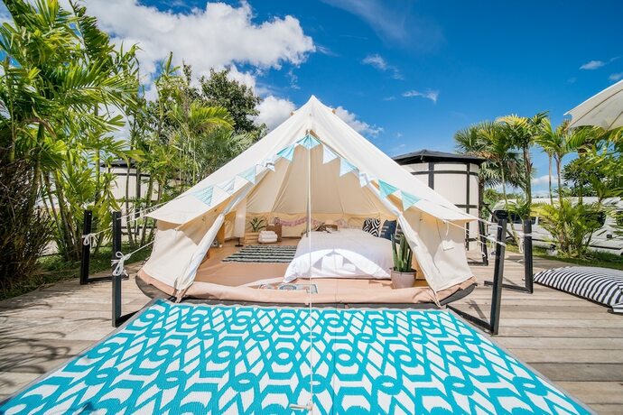 Imagen de la habitación del Hotel The Campster Kanchanaburi. Foto 20