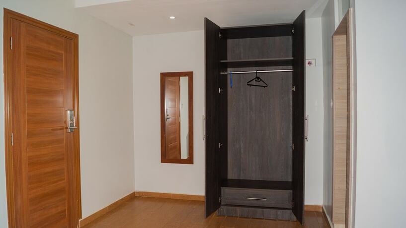 Imagen de la habitación del Hotel The Candela. Foto 16