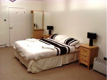 Imagen del bar/restaurante del Hotel The Cannards Well. Foto 2