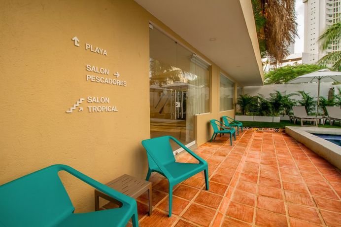 Imagen de los exteriores del Hotel The Cantamar Beach Hostel. Foto 11