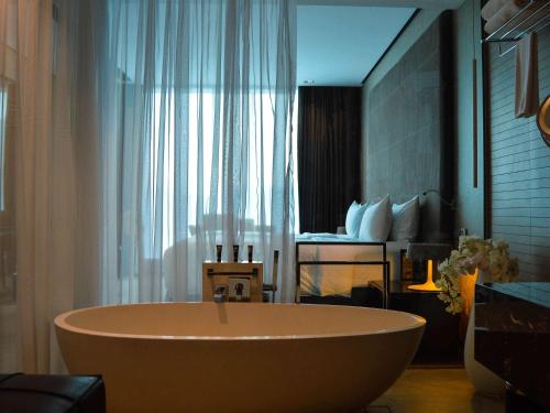 Imagen general del Hotel The Canvas Dubai - Mgallery Collection. Foto 8