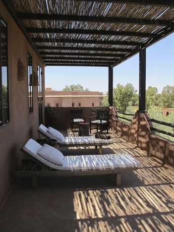 Imagen de los exteriores del Hotel The Capaldi and Spa. Foto 16