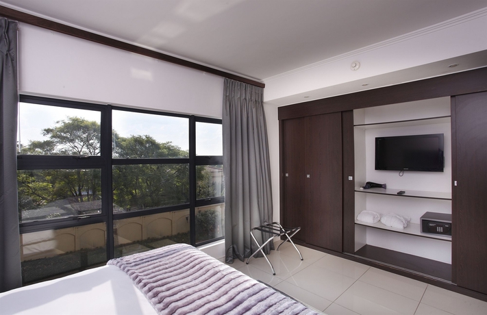 Imagen de la habitación del Hotel The Capital 20 West. Foto 5