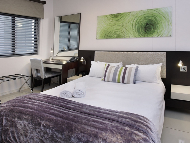 Imagen de la habitación del Hotel The Capital 20 West. Foto 7