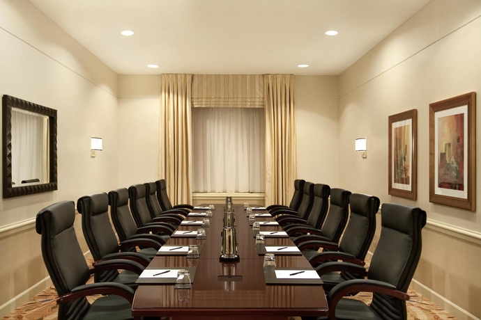 Imagen de los interiores del Hotel The Capital Hilton. Foto 14