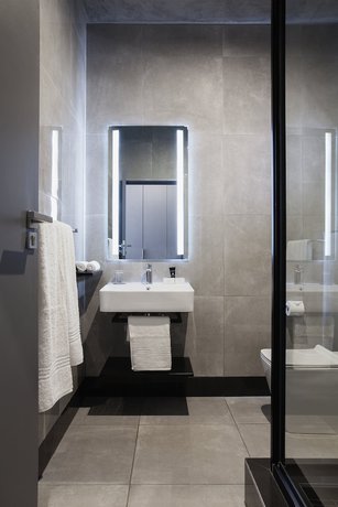 Imagen de la habitación del Hotel The Capital Melrose. Foto 11