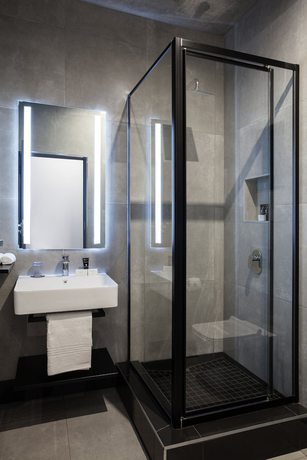 Imagen de la habitación del Hotel The Capital Melrose. Foto 15