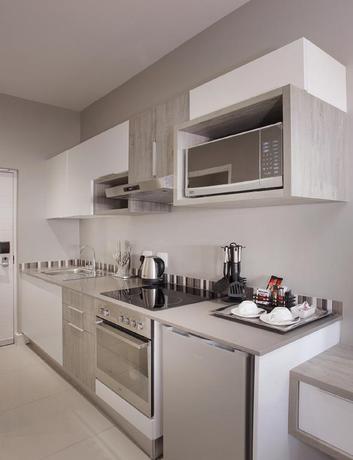 Imagen general del Hotel The Capital On Bath. Foto 15