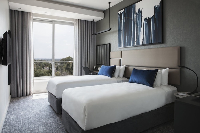 Imagen de la habitación del Hotel The Capital On The Park. Foto 3