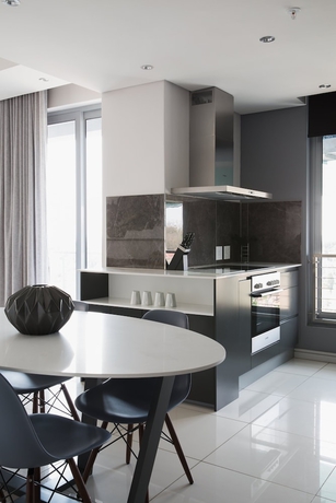 Imagen de la habitación del Hotel The Capital On The Park. Foto 7