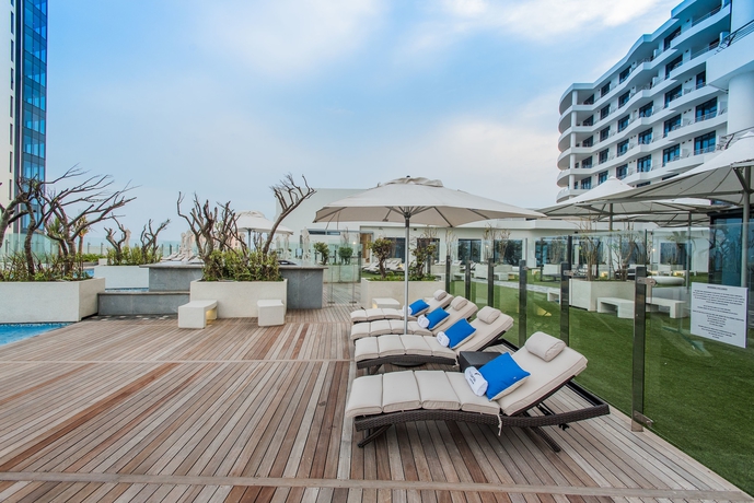 Imagen de los exteriores del Hotel The Capital Pearls. Foto 13