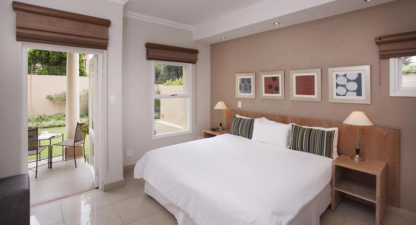 Imagen general del Hotel The Capital Villa. Foto 4