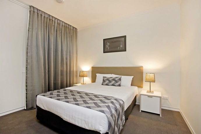 Imagen de la habitación del Hotel The Capitol Apartments. Foto 8