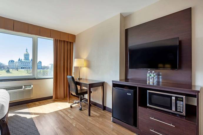 Imagen de la habitación del Hotel The Capitol, Ascend Collection. Foto 3