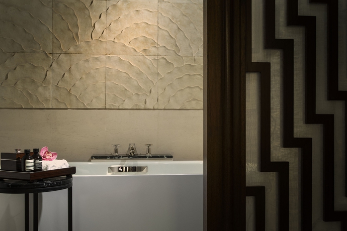 Imagen de la habitación del Hotel The Capitol Kempinski Singapore. Foto 10