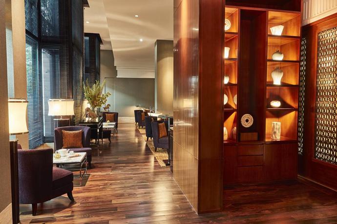 Imagen del bar/restaurante del Hotel The Capitol Kempinski Singapore. Foto 2