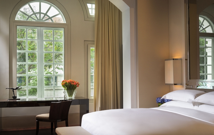 Imagen de la habitación del Hotel The Capitol Kempinski Singapore. Foto 12