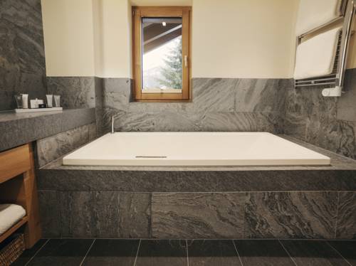 Imagen de la habitación del Hotel The Capra Saas-fee. Foto 10