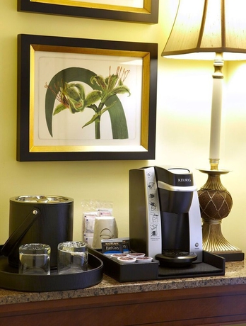 Imagen de la habitación del Hotel The Capri Inn. Foto 7