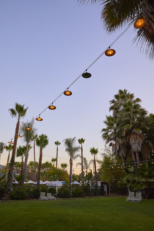 Imagen de los exteriores del Hotel The Capri, Ojai. Foto 9