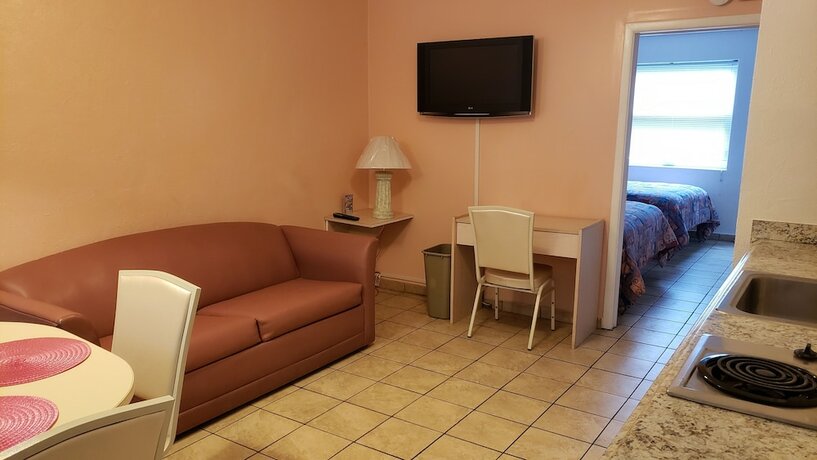 Imagen de la habitación del Hotel The Caprice Motel. Foto 18