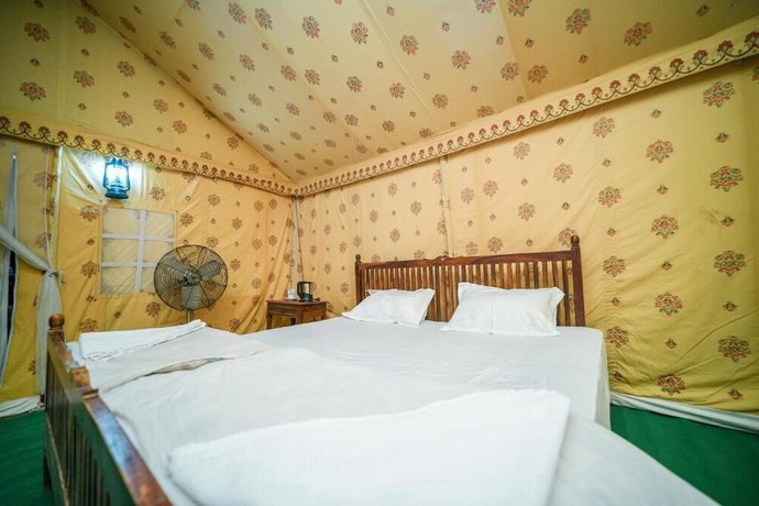 Imagen de la habitación del Hotel The Captain Desert Camp. Foto 15