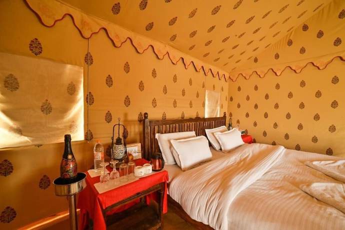 Imagen de la habitación del Hotel The Captain Desert Camp. Foto 17