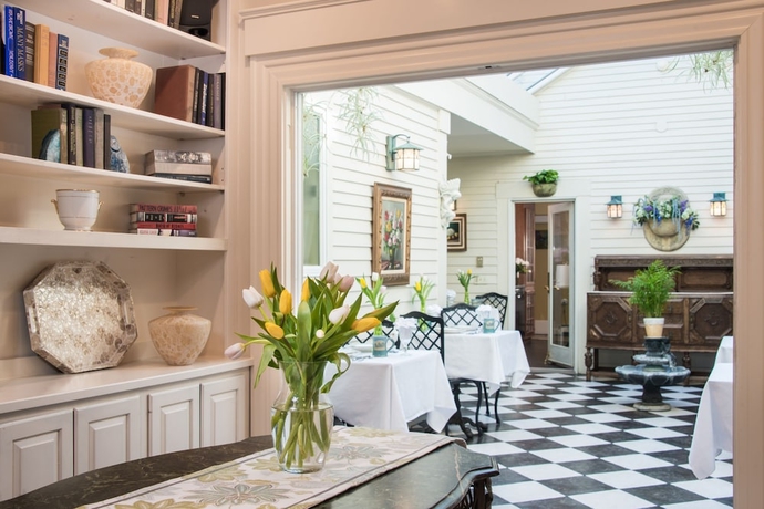 Imagen de los interiores del Hotel The Captain Farris House BandB. Foto 16